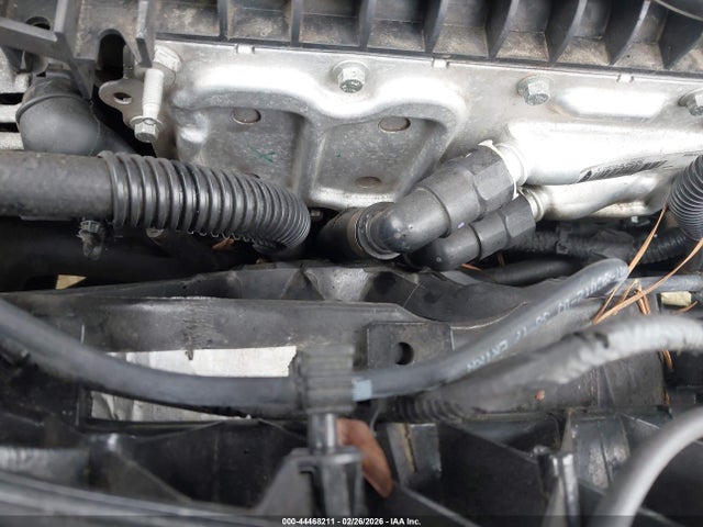 44468211 :رقم المزاد ، 1FMCU0HD7JUA71548 vin ، 2018 Ford Escape Sel مزاد بيع