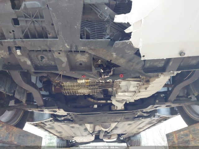 44468211 :رقم المزاد ، 1FMCU0HD7JUA71548 vin ، 2018 Ford Escape Sel مزاد بيع