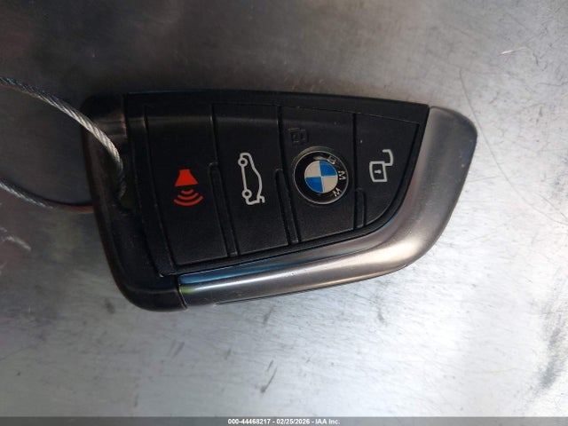 3MW5R1J08L8B31099 BMW 330I