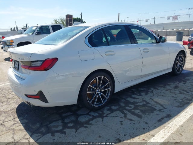 3MW5R1J08L8B31099 BMW 330I