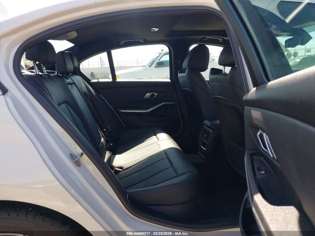 3MW5R1J08L8B31099 BMW 330I