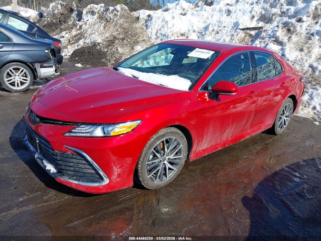 4T1F11BK3RU124647 Toyota CAMRY XLE