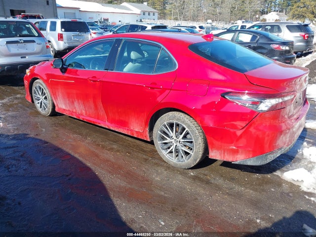 4T1F11BK3RU124647 Toyota CAMRY XLE