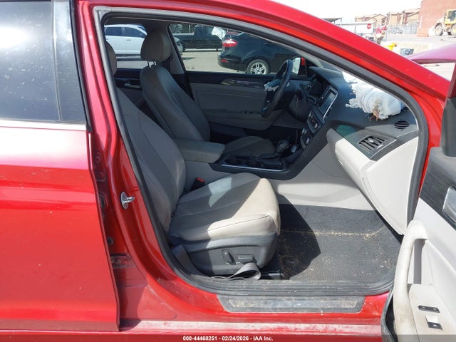 Aukcja sprzedaży 2018 Hyundai Sonata Limited, vin: 5NPE34AF4JH684322, numer aukcji: 44468251