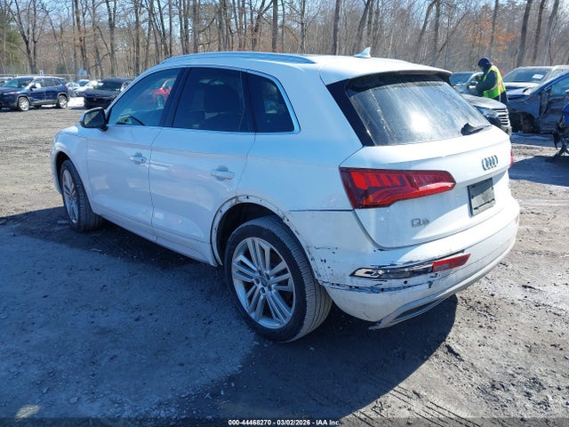 2018 AUDI Q5 WA1BNAFY0J2198155 Photo 2