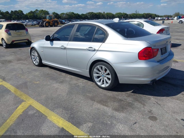 Продаж на аукціоні авто 2009 Bmw 328i, vin: WBAPH77559NM29231, номер лоту: 44468283