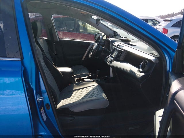 Toyota Rav4 Xle 2017 JTMRFREV0HJ135998 Image 5
