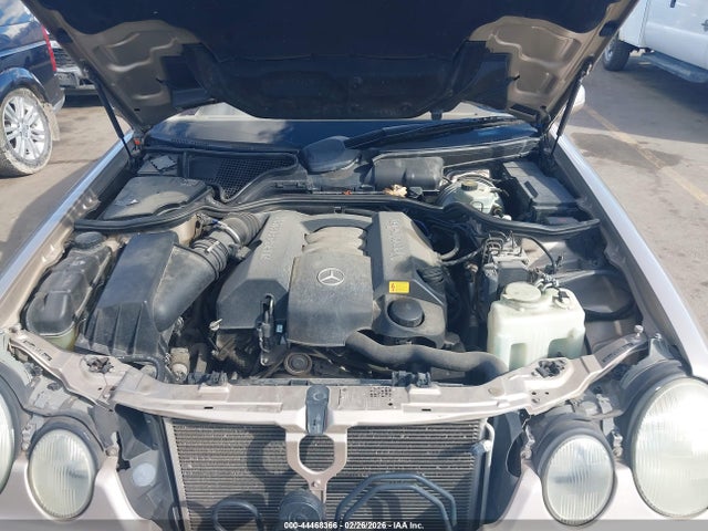 2000 Mercedes-benz E 320 4m მანქანა იყიდება აუქციონზე, vin: WDBJF82J9YX029148, აუქციონის ნომერი: 44468366