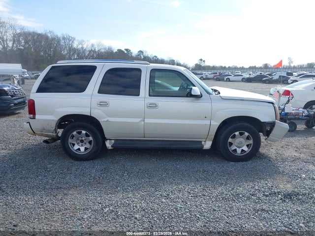 44468373 :رقم المزاد ، 1GYEK63N32R220686 vin ، 2002 Cadillac Escalade Standard مزاد بيع