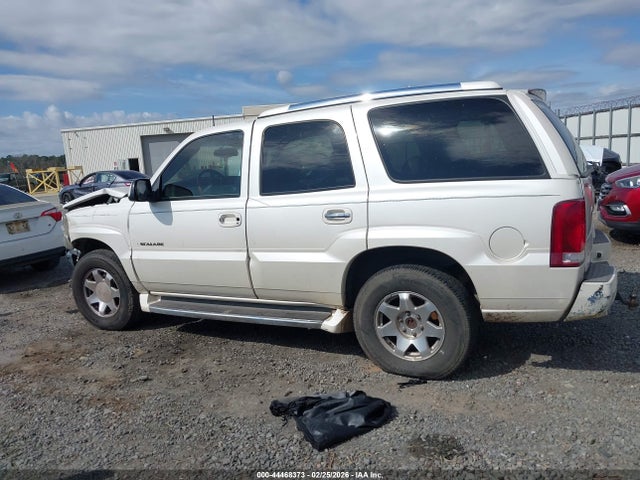 44468373 :رقم المزاد ، 1GYEK63N32R220686 vin ، 2002 Cadillac Escalade Standard مزاد بيع