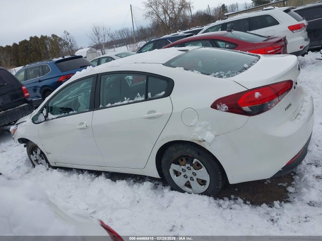 44468410 :رقم المزاد ، 3KPFK4A70JE177115 vin ، 2018 Kia Forte Lx مزاد بيع