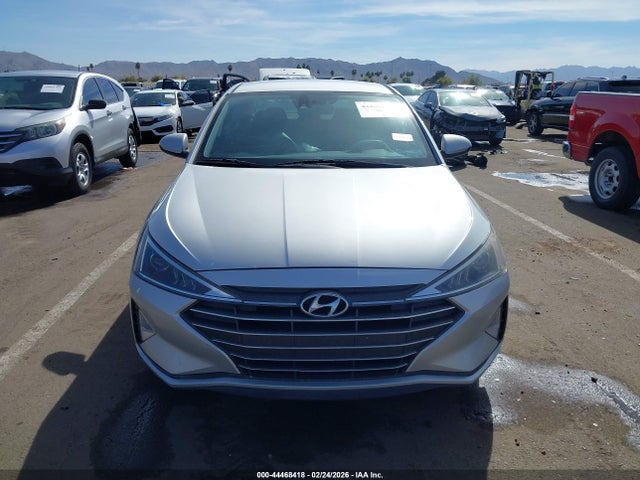 KMHD84LF5KU887863 Hyundai ELANTRA SEL