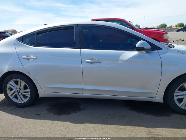 KMHD84LF5KU887863 Hyundai ELANTRA SEL