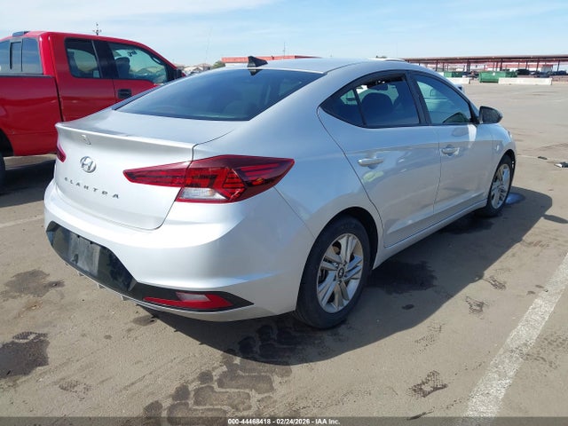 KMHD84LF5KU887863 Hyundai ELANTRA SEL