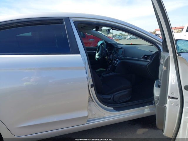KMHD84LF5KU887863 Hyundai ELANTRA SEL