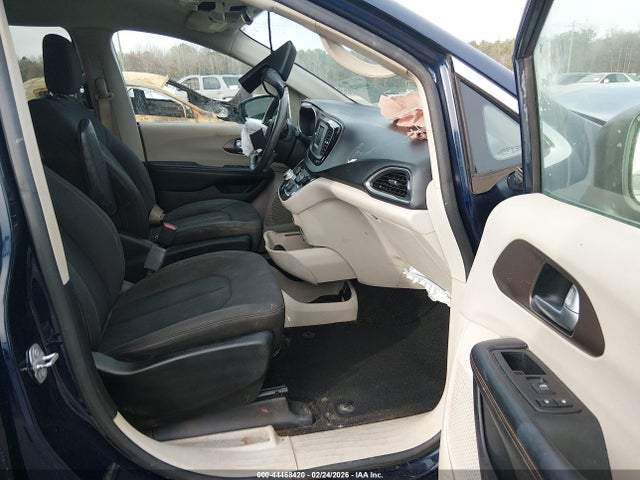 Aukcja sprzedaży 2017 Chrysler Pacifica Lx, vin: 2C4RC1CG1HR521551, numer aukcji: 44468420
