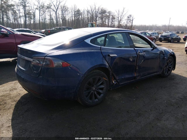 2018 TESLA MODEL S 5YJSA1E26JF243806 Photo 3