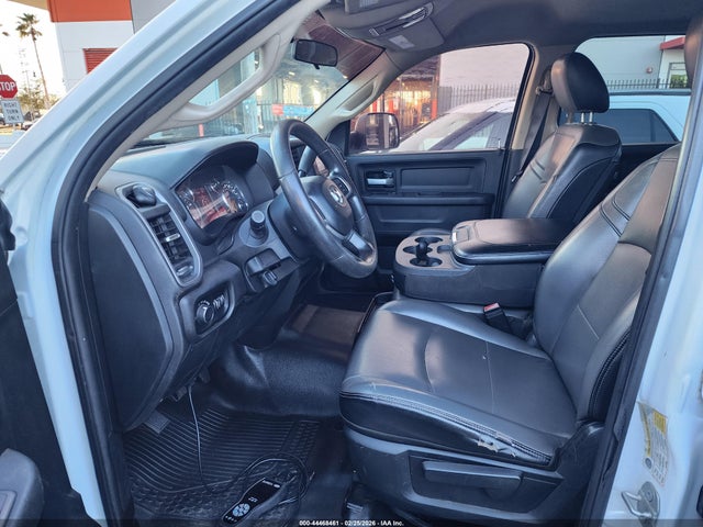 Продажа на аукционе авто 2019 Ram 3500 Chassis Tradesman/slt/laramie/limited, vin: 3C7WR8CLXKG517232, номер лота: 44468461