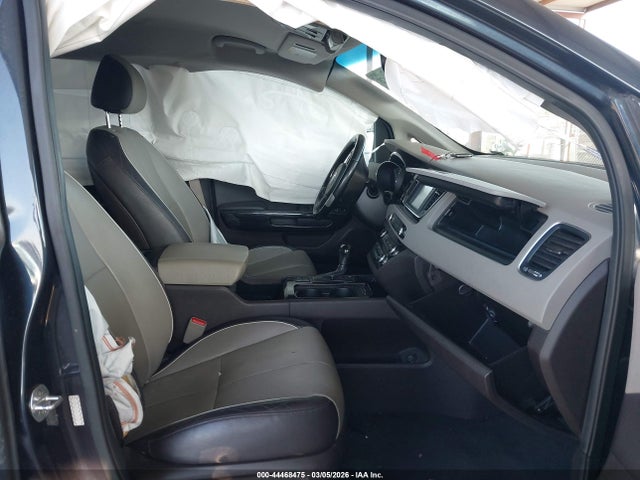 KNDME5C12G6117297 KIA Sedona Sx Luxury