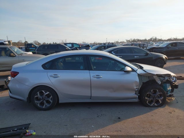 Продаж на аукціоні авто 2021 Kia Forte Lxs, vin: 3KPF24AD8ME338935, номер лоту: 44468484