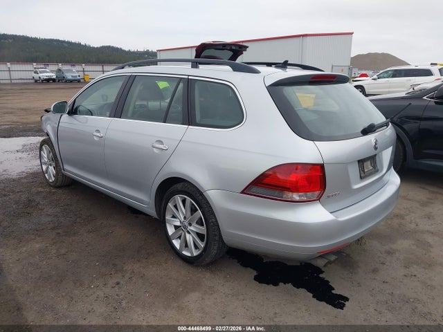 3VWPL7AJ2EM616192 Volkswagen Jetta Sportwagen 2.0l Tdi