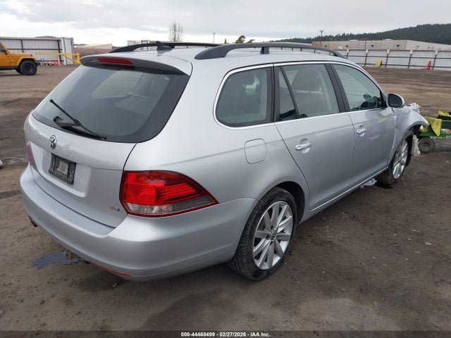 3VWPL7AJ2EM616192 Volkswagen Jetta Sportwagen 2.0l Tdi