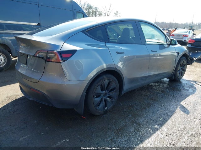 Продаж на аукціоні авто 2024 Tesla Model Y Long Range Dual Motor All-wheel Drive, vin: 7SAYGAEE5RF122086, номер лоту: 44468503