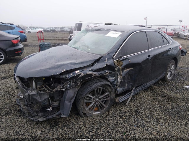 Toyota CAMRY SE 2015 4T1BF1FK3FU013716 Image 2