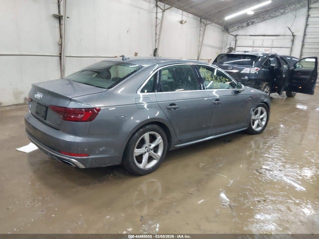 44468555 :رقم المزاد ، WAUDNAF42KA023132 vin ، 2019 Audi A4 45 Premium مزاد بيع