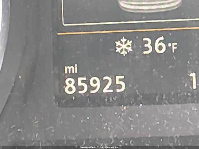 44468566 :رقم المزاد ، 1VWCM7A35GC052569 vin ، 2016 Volkswagen Passat V6 Sel Premium مزاد بيع