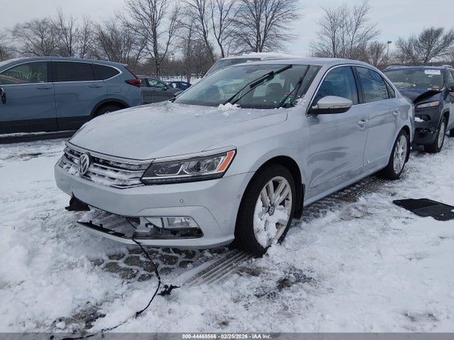 44468566 :رقم المزاد ، 1VWCM7A35GC052569 vin ، 2016 Volkswagen Passat V6 Sel Premium مزاد بيع