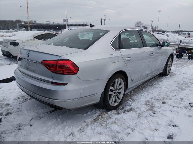 44468566 :رقم المزاد ، 1VWCM7A35GC052569 vin ، 2016 Volkswagen Passat V6 Sel Premium مزاد بيع