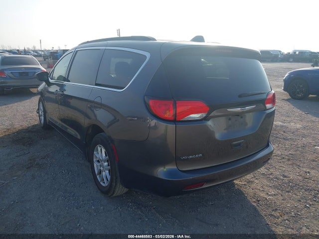 2020 CHRYSLER VOYAGER 2C4RC1DG2LR157566 Photo 2