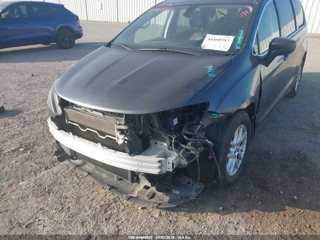2020 CHRYSLER VOYAGER 2C4RC1DG2LR157566 Photo 5
