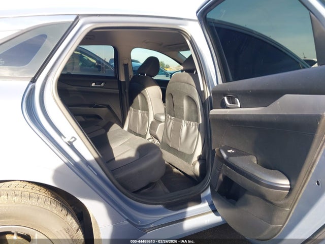 5XXG14J27NG150583 KIA K5 LXS