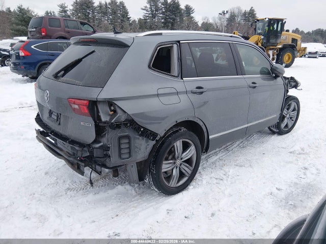 2021 VOLKSWAGEN TIGUAN 3VV2B7AX1MM136133 Photo 3