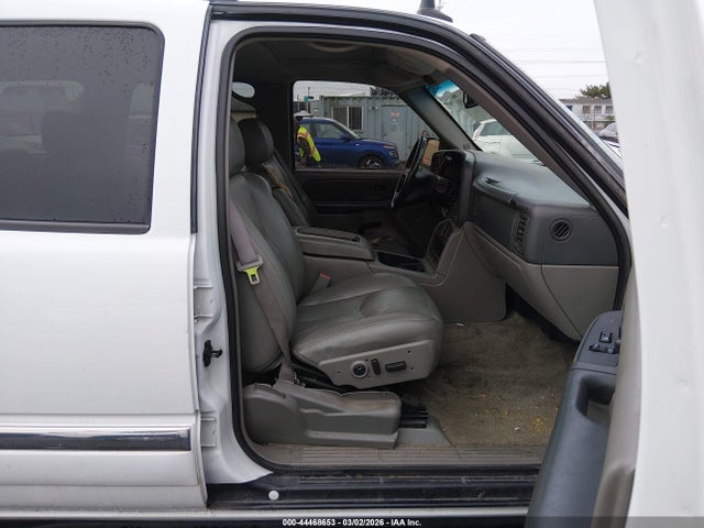 2003 Gmc Yukon Slt მანქანა იყიდება აუქციონზე, vin: 1GKEK13T03J103045, აუქციონის ნომერი: 44468653