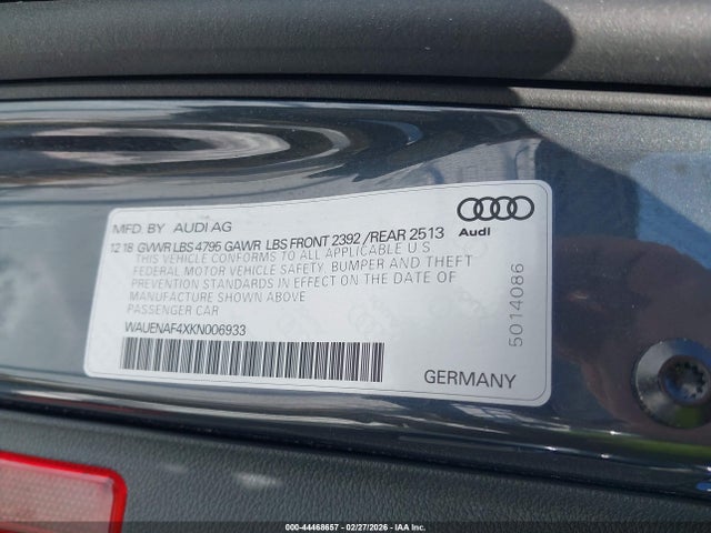 2019 Audi A4 45 Premium მანქანა იყიდება აუქციონზე, vin: WAUENAF4XKN006933, აუქციონის ნომერი: 44468657