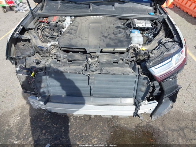 WA1LAAF79HD028267 Audi Q7 3.0t Premium