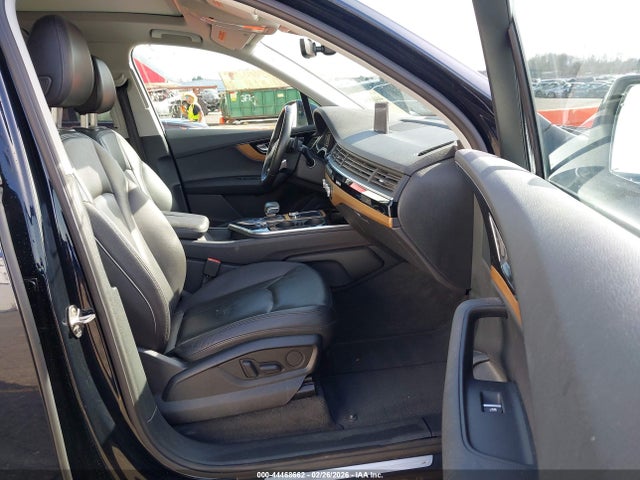 WA1LAAF79HD028267 Audi Q7 3.0t Premium
