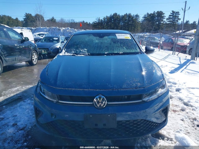2025 Volkswagen Jetta 1.5t Sport მანქანა იყიდება აუქციონზე, vin: 3VWBX7BU3SM042916, აუქციონის ნომერი: 44468695