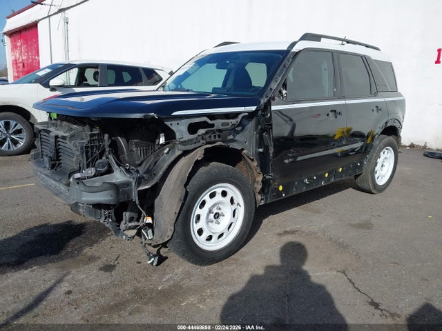 Ford Bronco Sport Heritage 2023 3FMCR9G60PRD10270 Image 2