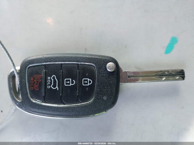 KM8J33A28HU436835 Hyundai Tucson Eco