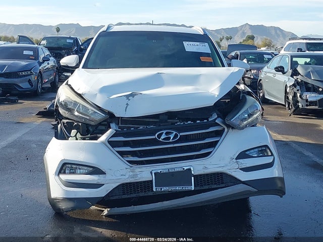 KM8J33A28HU436835 Hyundai Tucson Eco