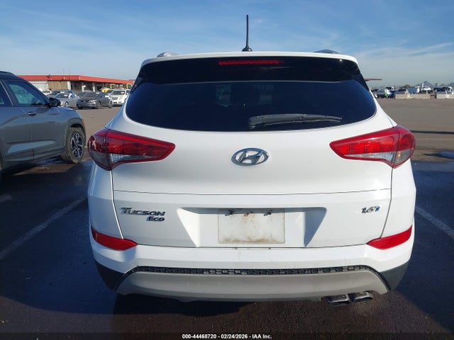 KM8J33A28HU436835 Hyundai Tucson Eco