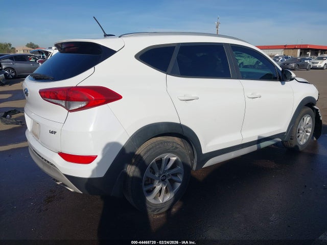 KM8J33A28HU436835 Hyundai Tucson Eco