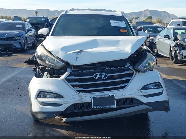 KM8J33A28HU436835 Hyundai Tucson Eco