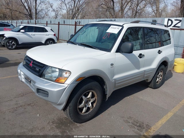 2001 MITSUBISHI MONTERO JA4MW31R41J013984 Photo 1