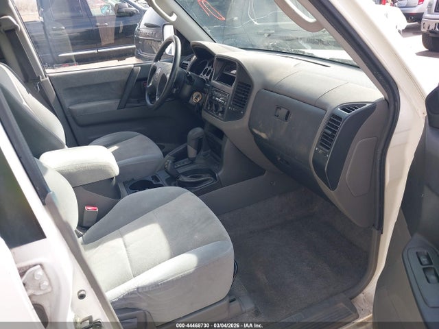 2001 MITSUBISHI MONTERO JA4MW31R41J013984 Photo 4