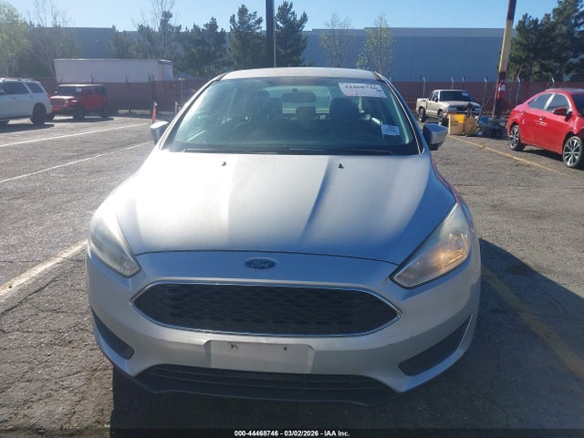 1FADP3F20JL328533 Ford FOCUS SE